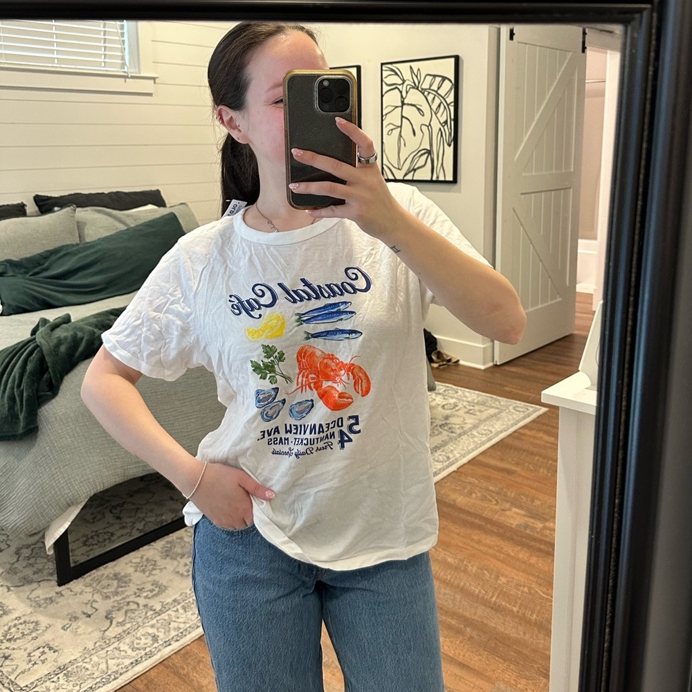 Old Navy White Crewneck T-Shirt with Tag